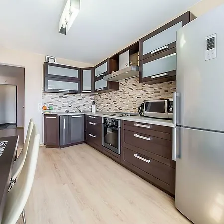 Уютная Студия Возле Мкад Мкр Лошица Apartment